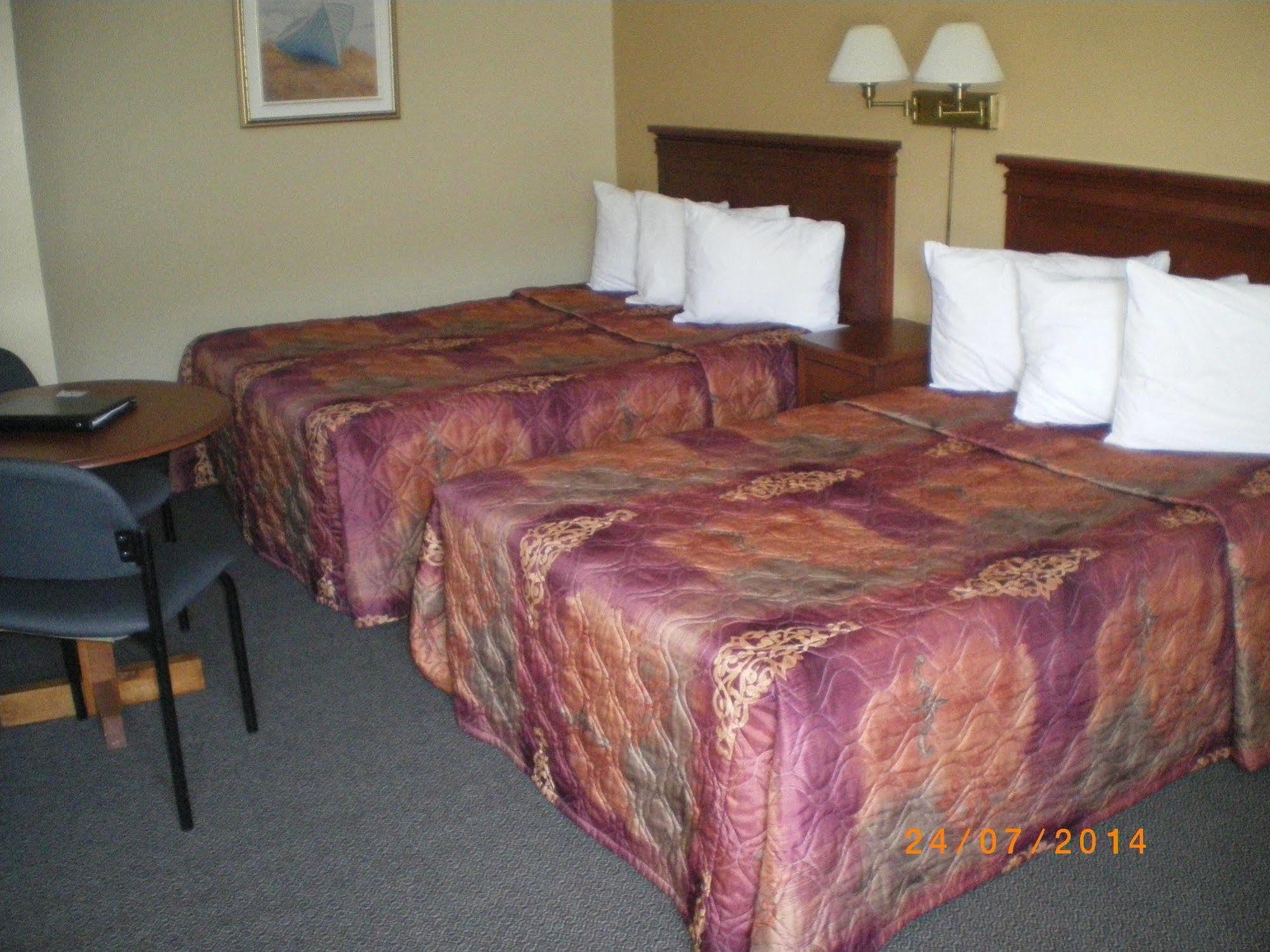 Hotel Motel Manoir De Perce Buitenkant foto