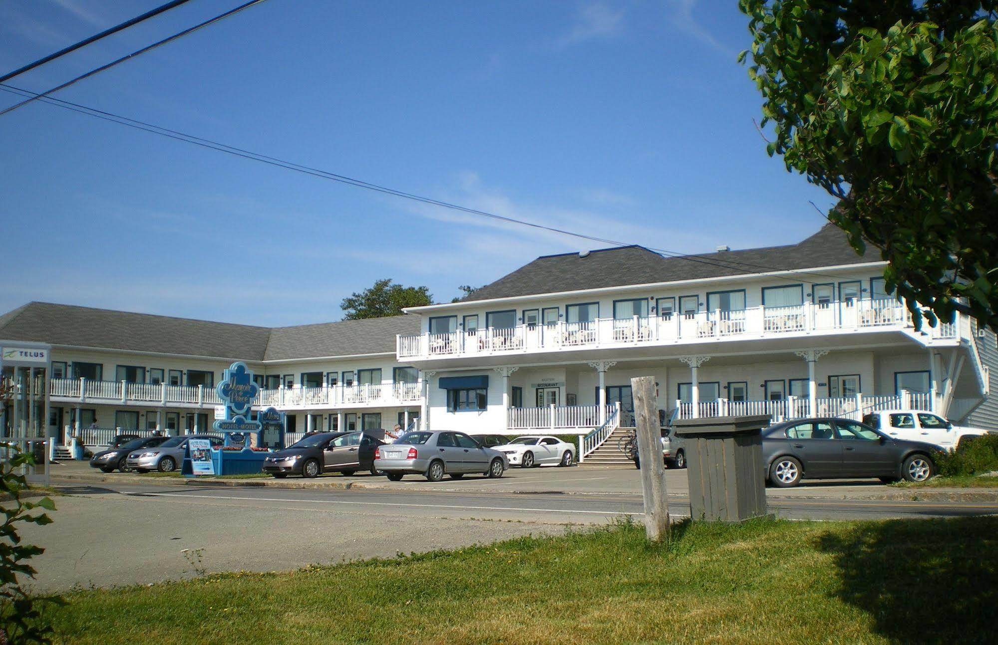 Hotel Motel Manoir De Perce Buitenkant foto