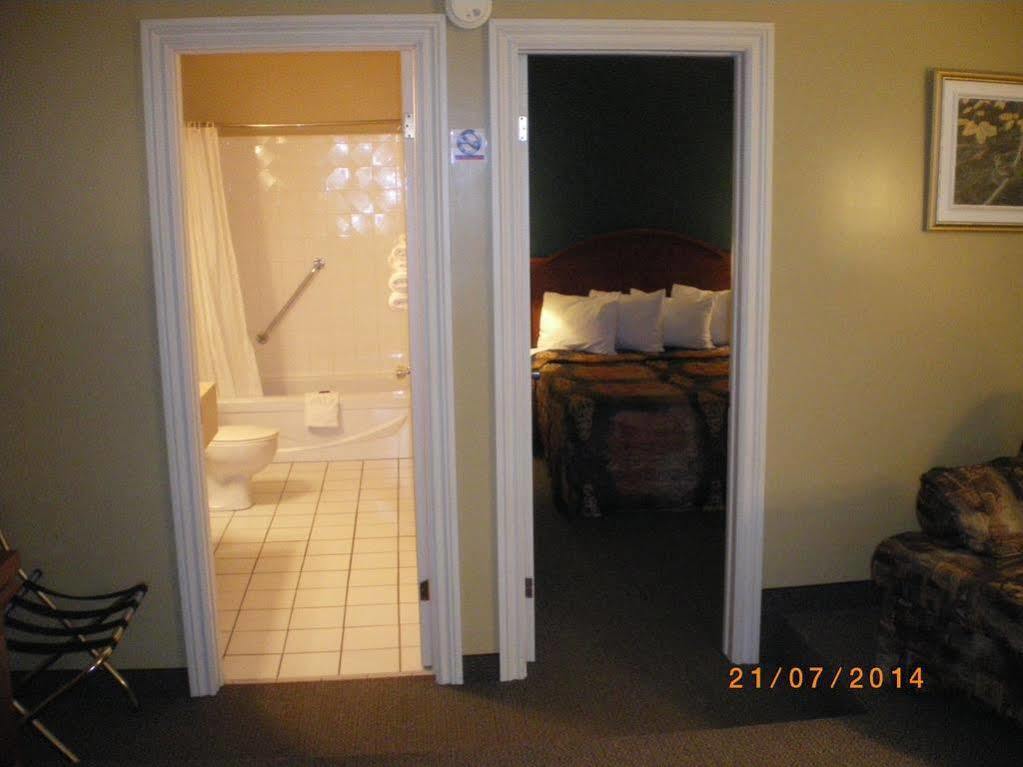 Hotel Motel Manoir De Perce Buitenkant foto